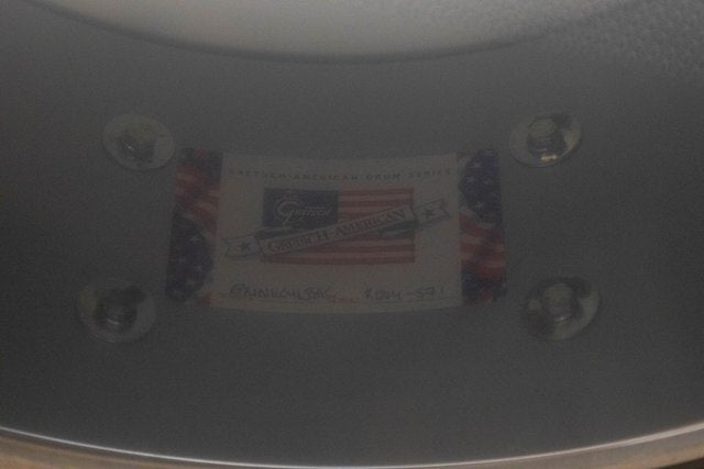 Gretsch USA Custom 5-1/2 x 14 10-lug White Marine Pearl, 2004 Relic NOS